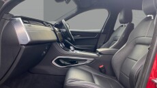 Jaguar F-Pace 2.0 D200 R-Dynamic Black 5dr Auto AWD Diesel Estate